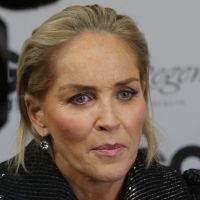 "Le moment de dire tout haut" : Sharon Stone révèle les viols incestueux de son grand-père