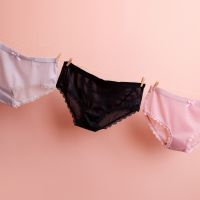 Pourquoi les boutiques de lingerie envoient des culottes à Jean Castex