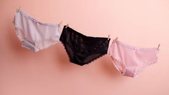 Pourquoi les boutiques de lingerie envoient des culottes à Jean Castex