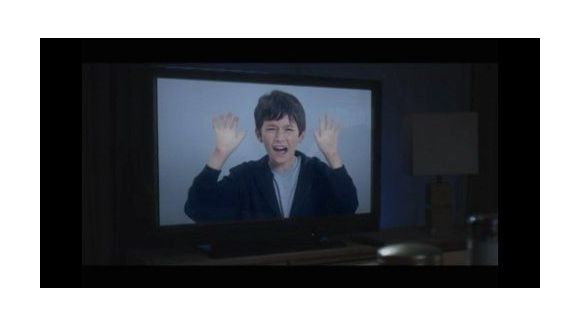 CSA : deux nouveaux spots pour protéger les jeunes téléspectateurs