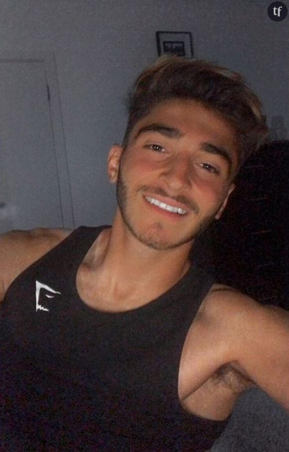 Josh Cavallo devient le premier footballeur pro à faire son coming out