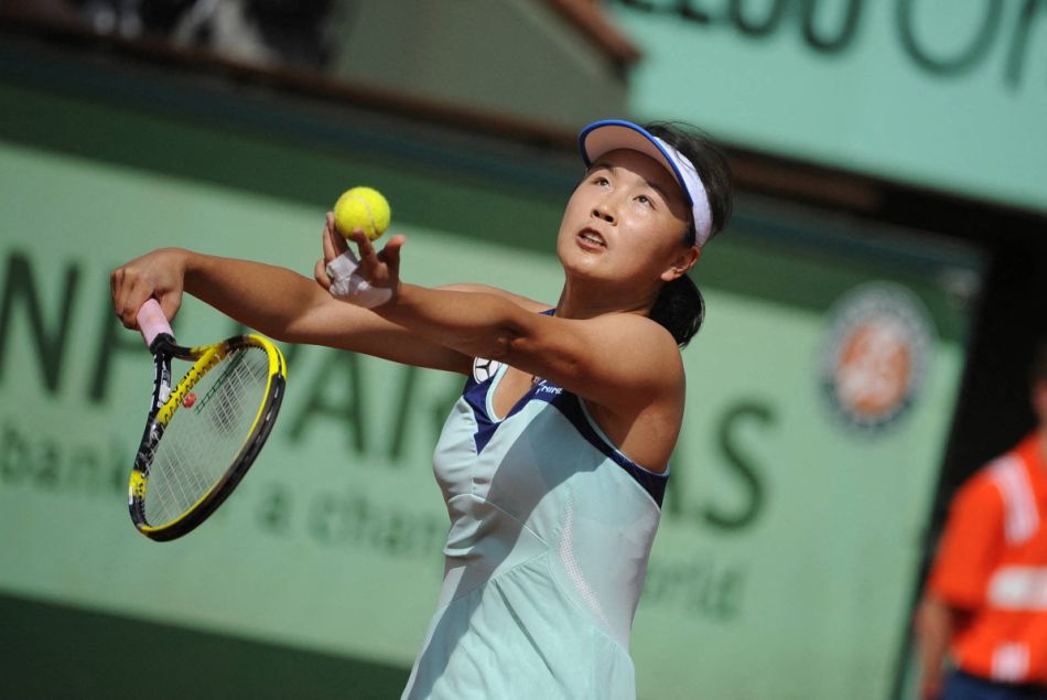 Les féministes dénoncent la disparition de la joueuse de tennis Peng Shuai