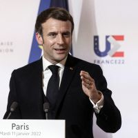 Emmanuel Macron reconnaît (enfin) l'endométriose comme "un problème de société"
