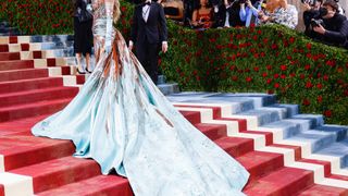 Pourquoi le thème du Met Gala a fait bondir cette année