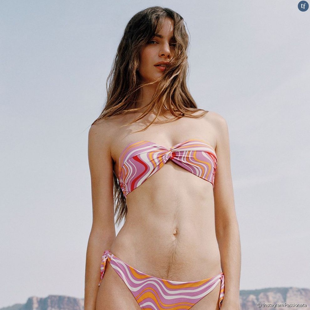 La mannequin  Mara Lafontan et ses poils sur le ventre en maillot de bain Passionata 