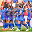 Grace GEYORO (France) célèbre son but avec ses coéquipiers lors du match du Championnat d'Europe féminin de l'UEFA entre la France et l'Italie au stade AESSEAL New York, le 10 juillet 2022 à Rotherham, Royaume-Uni.