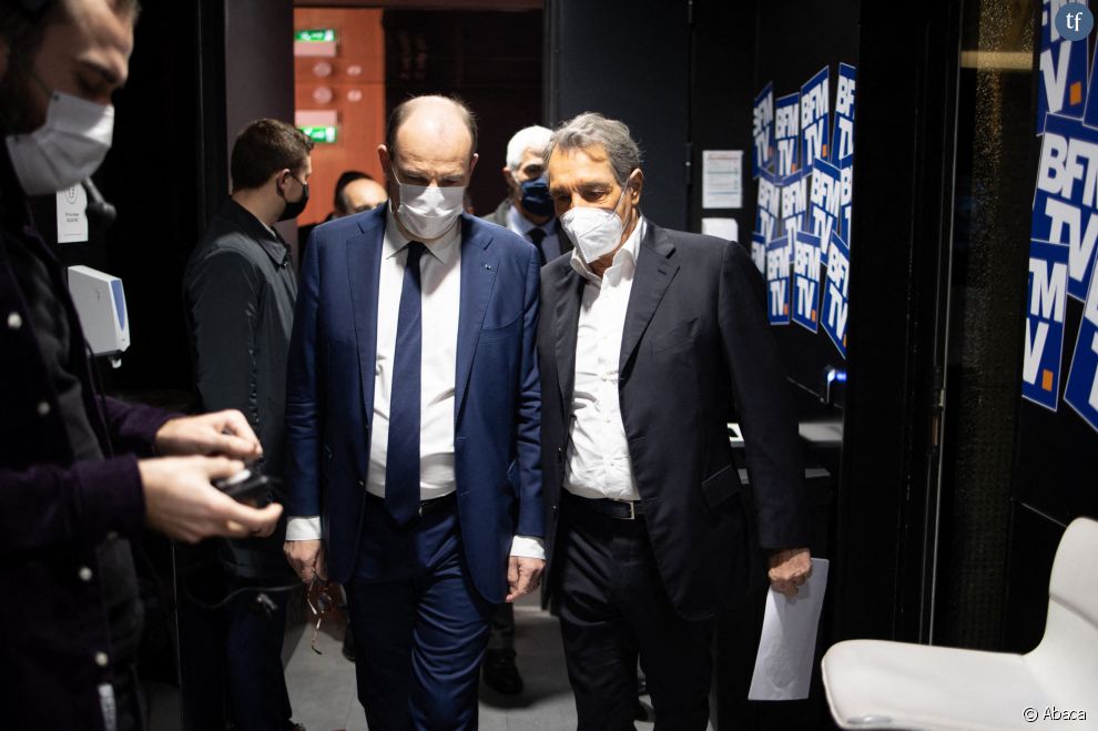  Le Premier ministre français Jean Castex et Jean-Jacques Bourdin arrivent pour une interview sur RMC/BFMTV à Paris, France, le 6 janvier 2022. Photo de Raphael Lafargue/ABACAPRESS.COM 