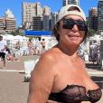 La photo de l'actrice Moria Casan, 76 ans, en bikini, secoue l'Argentine