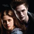"Twilight" n'échappe pas à la malédiction de bien des romances générationnelles dures à la revoyure (hello Richard Gere) : mettre en scène des mecs bien toxiques, quitte à glamouriser le harcèlement.