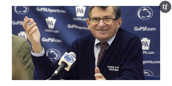 Une légende du football universitaire américain accusée de pédophilie