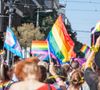 Une toute nouvelle enquête menée par Booking.com vient justement éclairer notre lanterne. Enquête de poids : elle a été menée auprès d'un échantillon de 11 555 personnes LGBTQIA+... 
