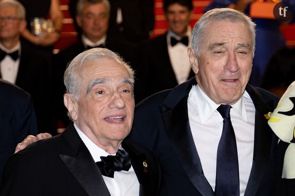 Parmi les faits dont elle accuse Robert De Niro, durant ce procès qui s'est tenu deux semaines durant, elle a témoigné envers le jury et le juge d'une "détresse émotionnelle" 
Martin Scorsese, Robert de Niro - Descente des marches du film " Killers of the flower moon " lors du 76ème Festival International du Film de Cannes, au Palais des Festivals à Cannes. Le 20 mai 2023 © Jacovides-Moreau / Bestimage 