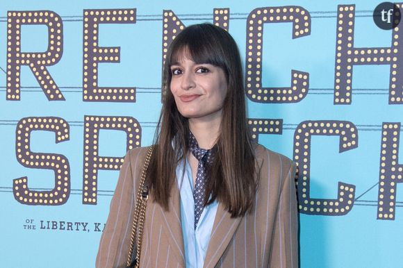 D'un côté, un jeune comédien lunaire, de l'autre, une star tout à fait solaire. Un duo de choc ? On l'espère. 
Clara Luciani à la Première de "The French Dispatch" au UGC Ciné Cité Bercy à Paris, le 24 octobre 2021.