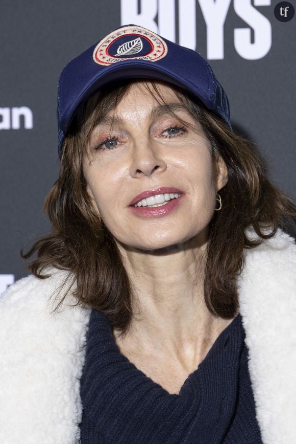 "Il m'a dit : Pardon !" : Anne Parillaud se confie sur Alain Delon
Anne Parillaud à la première de la série "Escort Boys" au cinéma UGC Ciné Cité Les Halles à Paris le 18 décembre 2023. © Cyril Moreau / Bestimage 