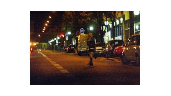 Prostitution : une loi « concrète » pour une « société sans prostitution »