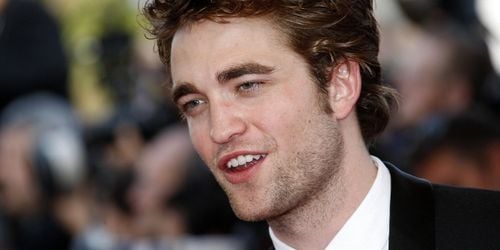 Twilight 4 : Robert Pattinson raconte la scène de sexe avec Kristen Stewart