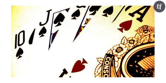 Un joueur addict de poker attaque l’Etat