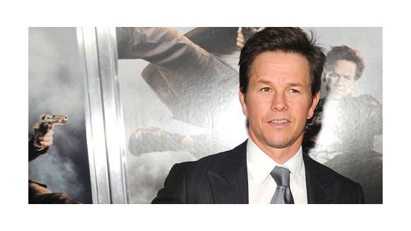 11 septembre : Mark Wahlberg se prend pour un héros et s’excuse