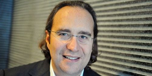 Free Mobile : Xavier Niel, Eric Besson et l’Arcep