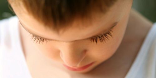 Fessée : agressivité et troubles mentaux chez les enfants punis ?