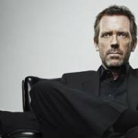 Hugh Laurie : une carrière sous le signe de la musique pour Dr House ?