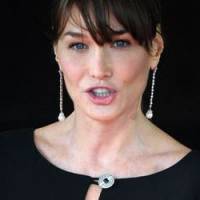Carla Bruni voudrait participer à « Rendez-vous en terre inconnue »