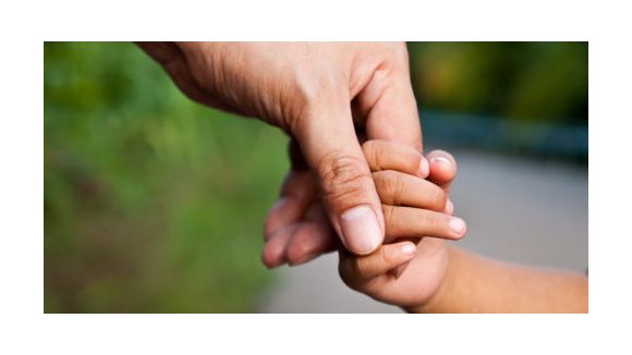 Adoption : une loi pour raccourcir les procédures