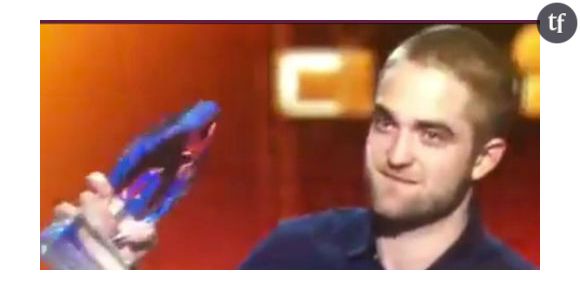 Le couple Kristen Stewart / Robert Pattinson à Paris !