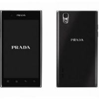 Prada, le fashion smartphone à l'italienne