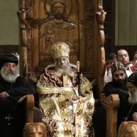 Egypte: Décès du patriarche Shenuda III, les chrétiens d’Egypte s’indignent