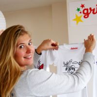 Charlotte Bohn, créatrice de Gribouille, des dessins sur des tee-shirts