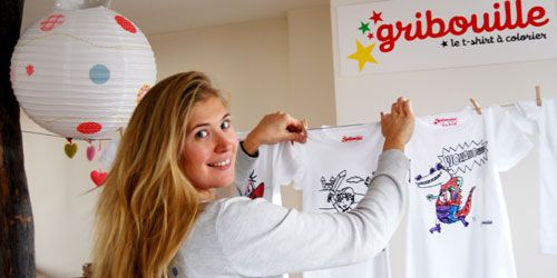 Charlotte Bohn, créatrice de Gribouille, des dessins sur des tee-shirts