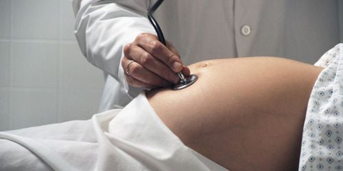 Femmes obèses : plus de risques de donner naissance à un enfant autiste