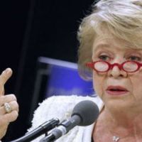 Eva Joly : un dernier meeting pour tenter de redresser la barre