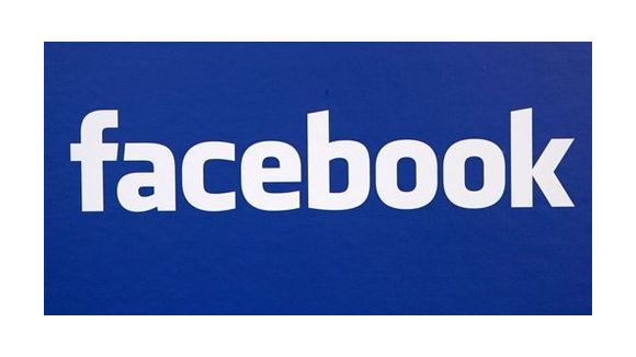 Facebook : 50.000 invités à sa boum 