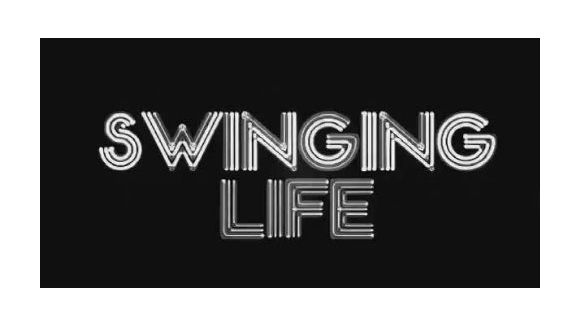 The Voice : Amalya dans la comédie musicale « Swinging life »