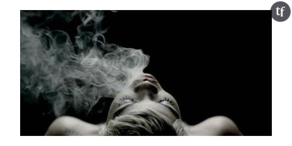 Rihanna conteste la présence d’une doublure pour la pub Armani