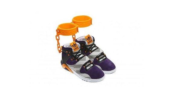Adidas : les baskets à chaînes ne seront pas mises sur le marché