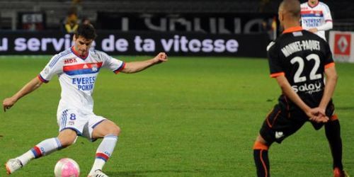 Yoann Gourcuff en couple avec Karine Ferri ?
