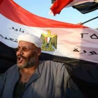 Egypte : Mohamed Morsi face à l'armée, balle au centre