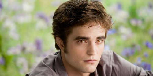 Twilight 5 : Robert Pattinson futur James Bond ?