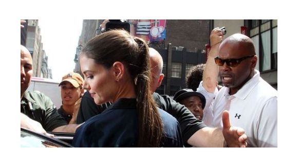 Katie Holmes victime d'un accident de la route