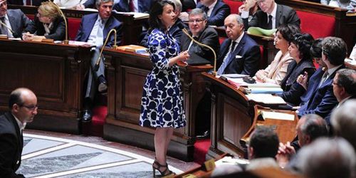 Cécile Duflot, la robe ou le jean, rien ne passe