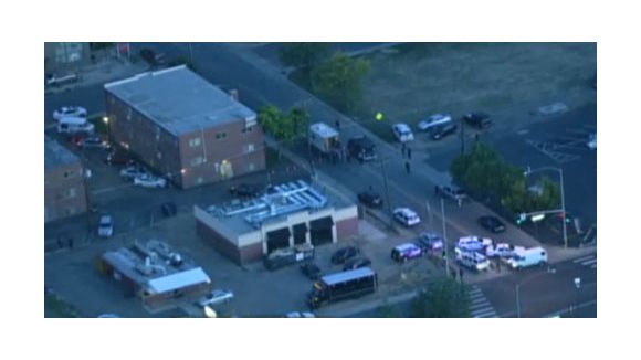 Fusillade de Denver : le tireur présumé a piégé son appartement