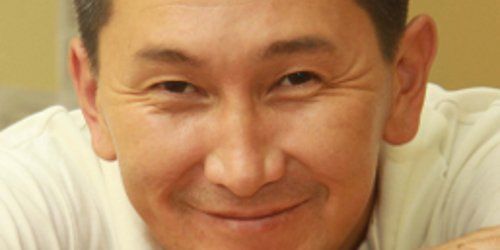 Le journaliste kazakh Lukpan Akhmediarov récompensé par le prix Peter Mackler