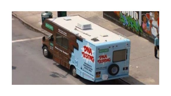 Who's your daddy : un van new-yorkais propose des tests de paternité