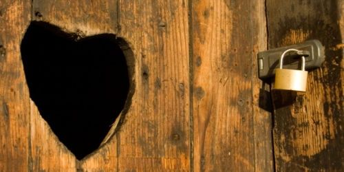 Savoir aimer sans étouffer l'autre et... tordre le cou à 6 citations