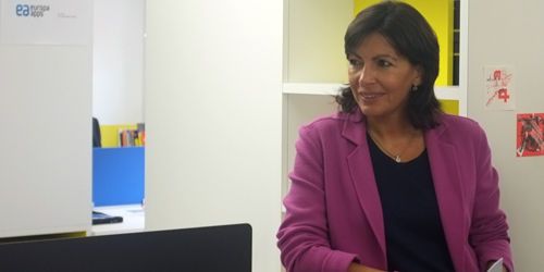 Municipales 2014 : Anne Hidalgo veut conjuguer Paris au féminin
