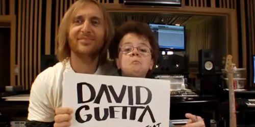 Après 50 cent, David Guetta... Keenan cahill, nouveau phénomène du web !