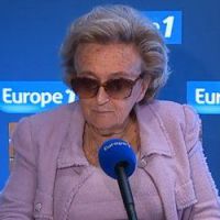 Bernadette Chirac évoque Hollande et le retour de Sarkozy - vidéo